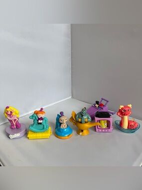 Vintage Lot of McDonalds Kids Happy Meal Toys Barbie CPK Aladdin ET Sonic + more